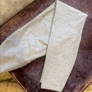 ALO Yoga Heather Gray Leggings